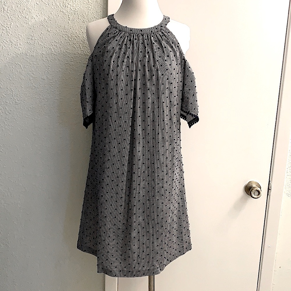 London Times - Cold Shoulder Dress